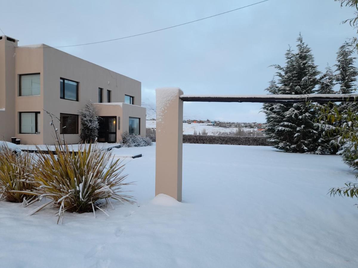 Casa Luminosa Con Parque Y Vista Espectacular Apartment El Calafate Exterior foto